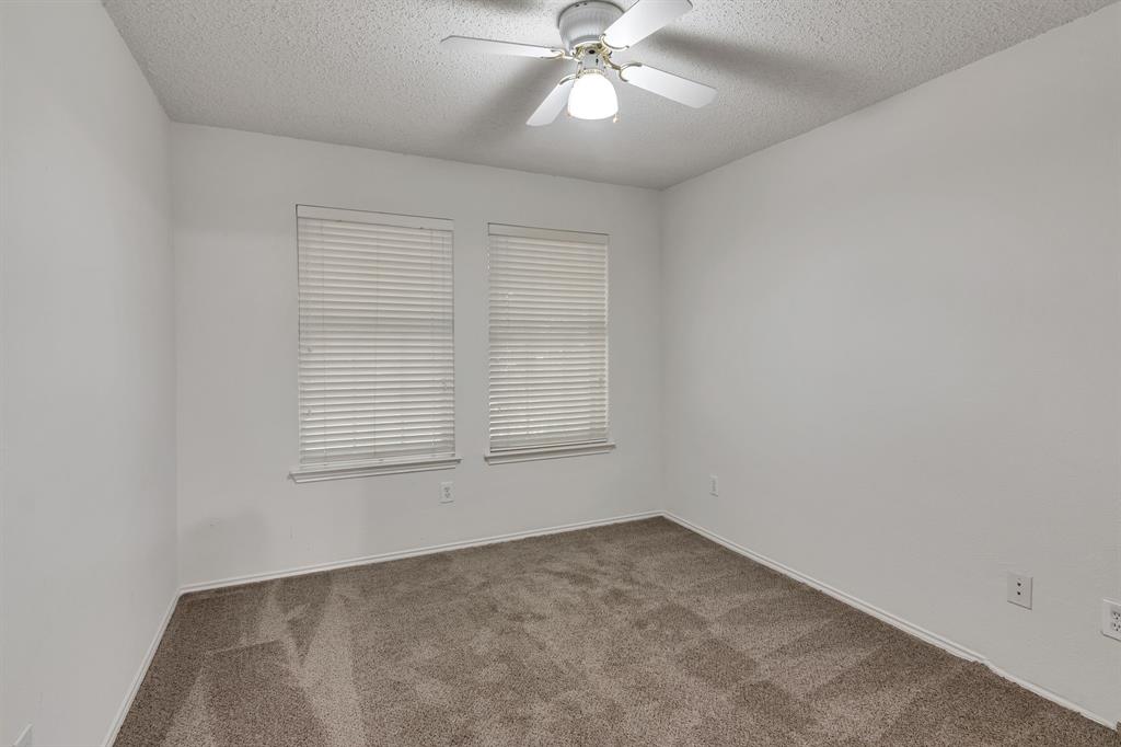1904 Avonia Drive Property Photo 13