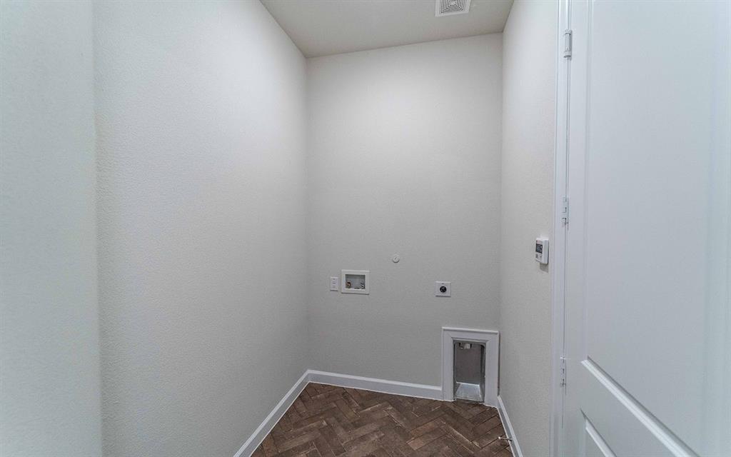 1907 Rondinella Drive Property Photo 20
