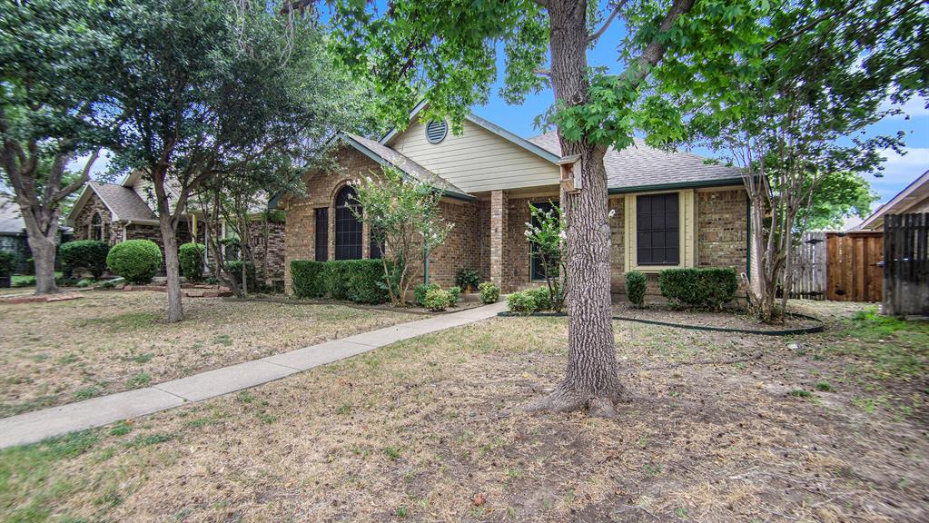 6908 Bentley Avenue Property Photo 3