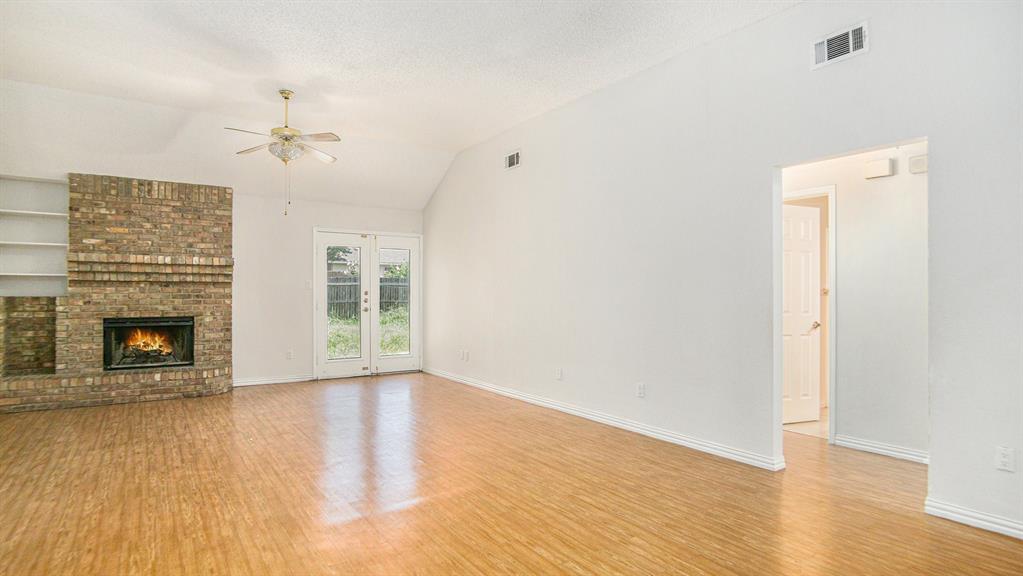 6908 Bentley Avenue Property Photo 9
