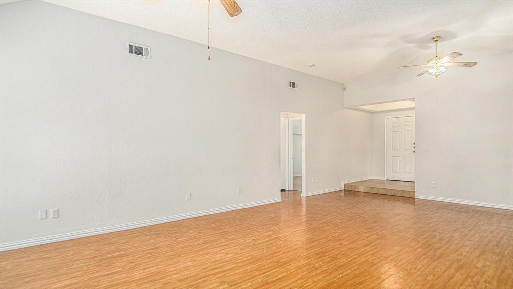 6908 Bentley Avenue Property Photo 12