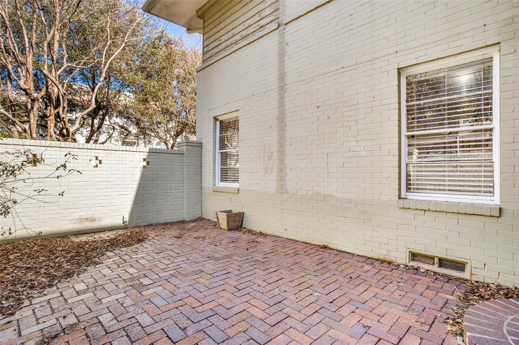 3407 Potomac Avenue Property Photo 11