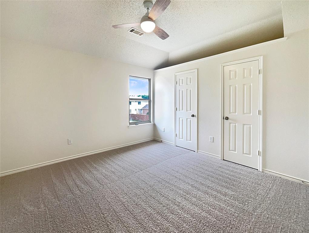 4900 Spanishmoss Drive Property Photo 16