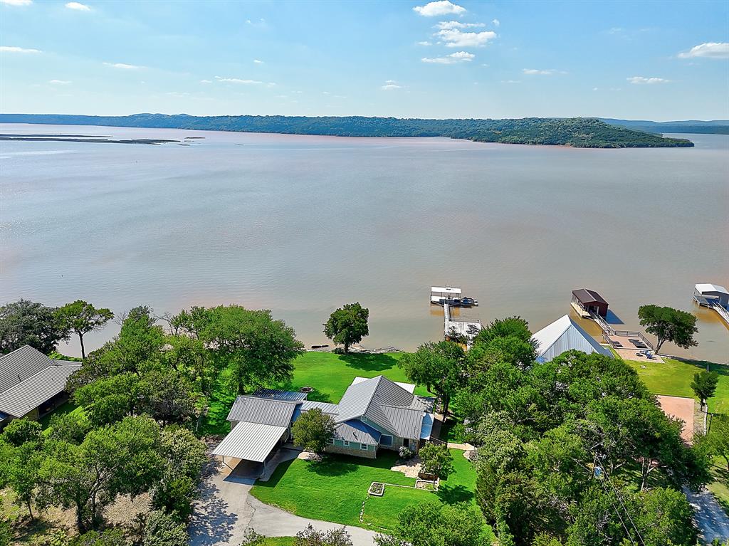 111 Sikes Court Property Photo 1