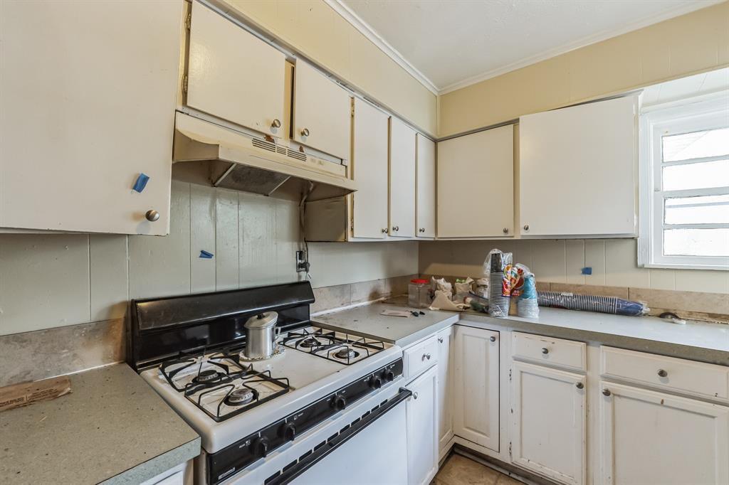 3731 College Avenue Property Photo 11