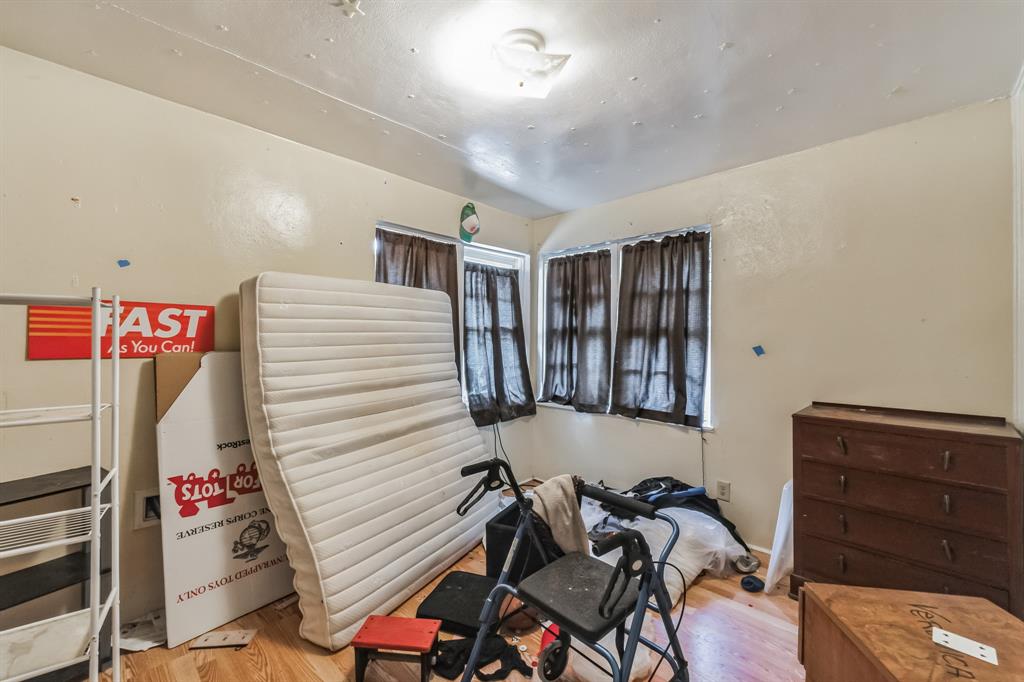 3731 College Avenue Property Photo 12