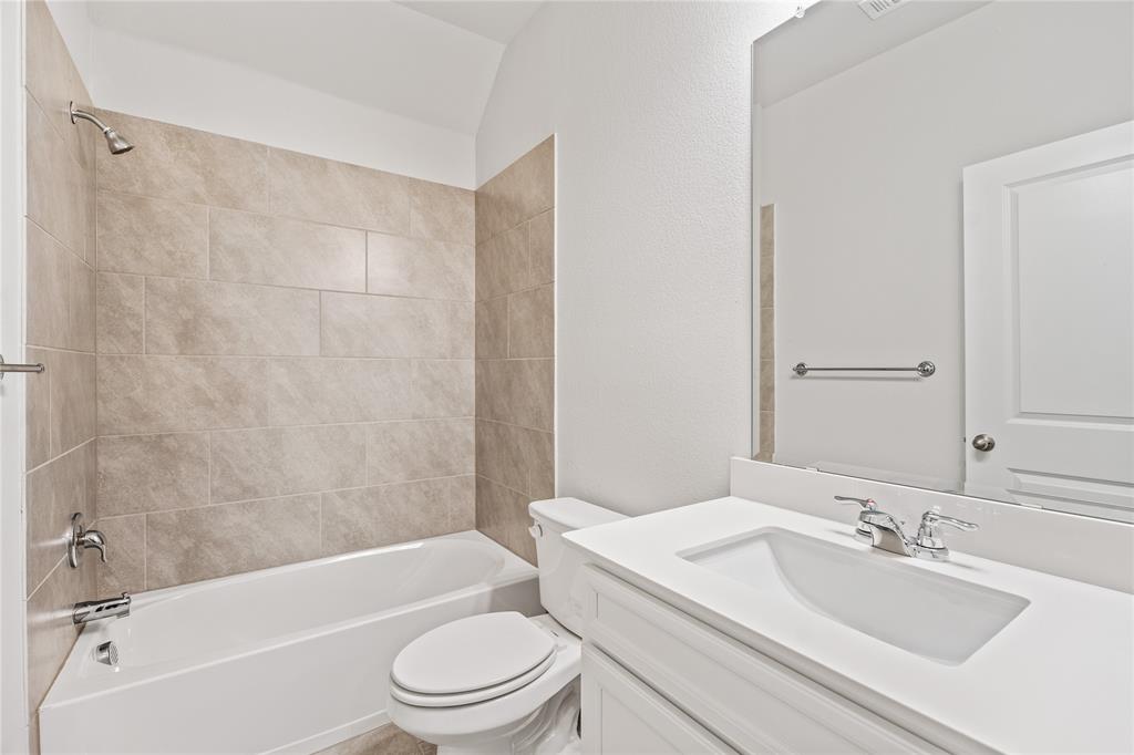 2630 Hawkins Street Property Photo 3