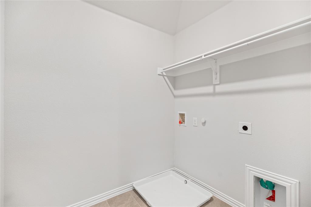 2630 Hawkins Street Property Photo 12