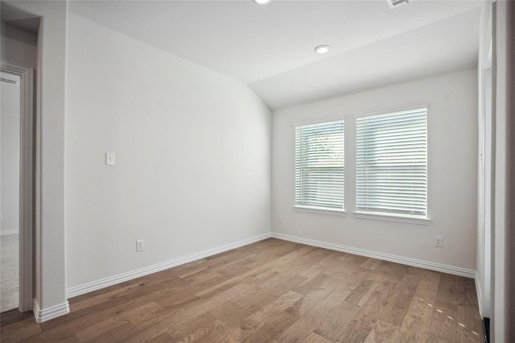 120 Corcovado Avenue Property Photo 6