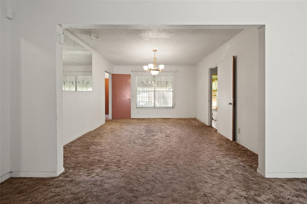 2715 Crest Avenue Property Photo 16