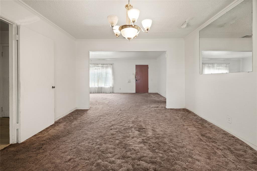 2715 Crest Avenue Property Photo 17