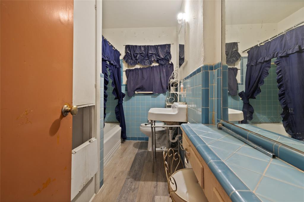 2715 Crest Avenue Property Photo 22