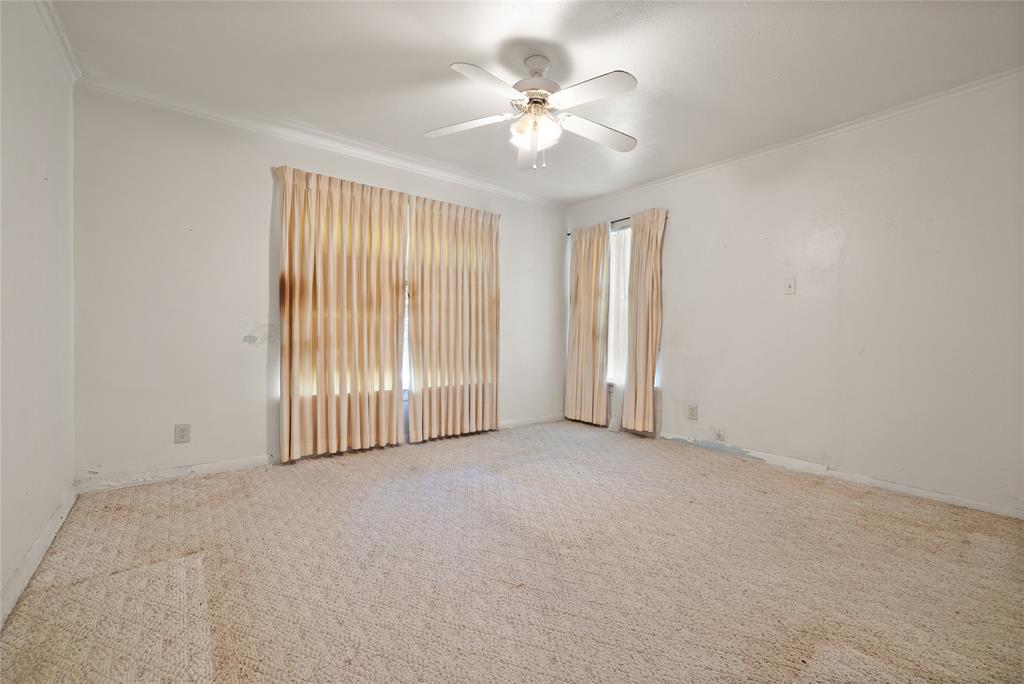 2715 Crest Avenue Property Photo 23