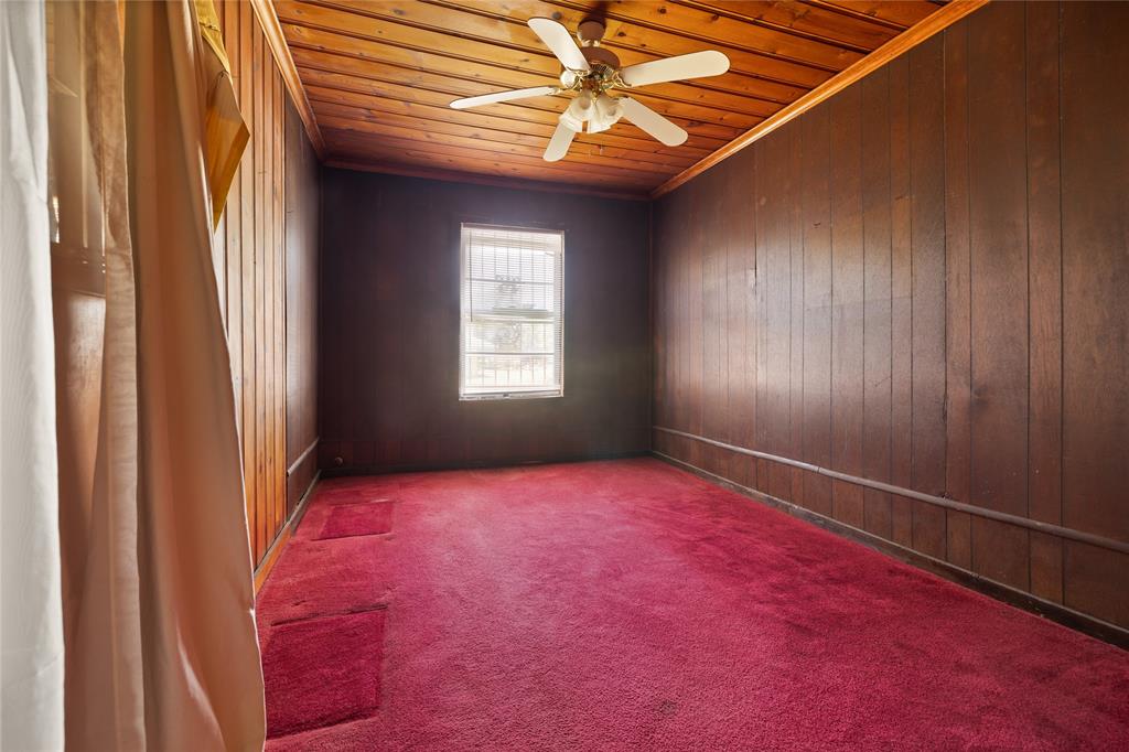 2715 Crest Avenue Property Photo 26