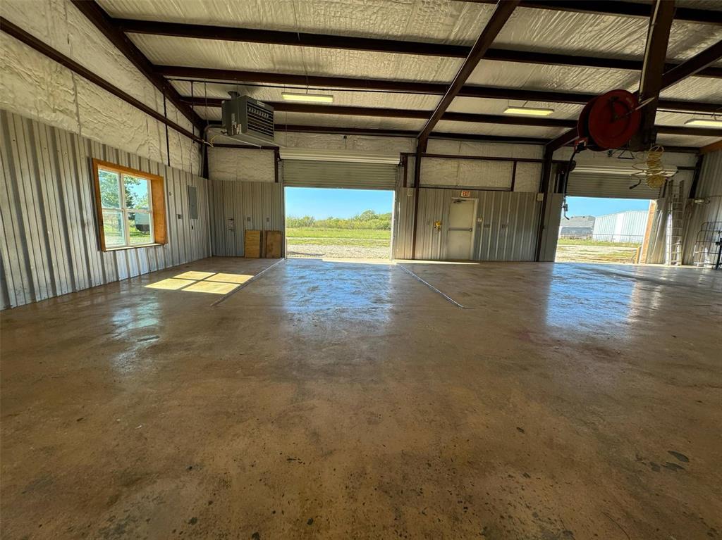 2077 N State Hwy 78 Property Photo 12