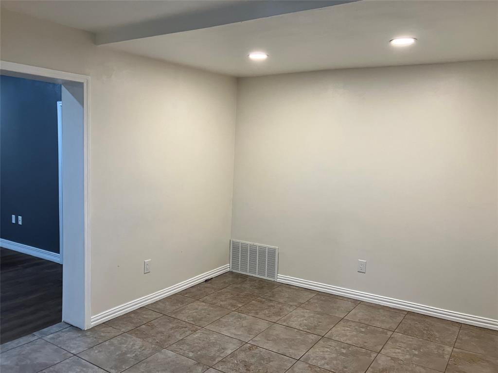 1907 El Capitan Drive Property Photo 7