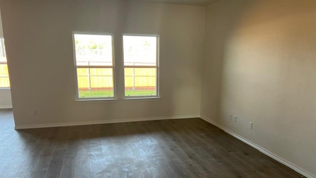122 Labein Avenue Property Photo 3