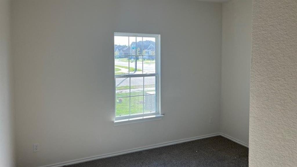 122 Labein Avenue Property Photo 5