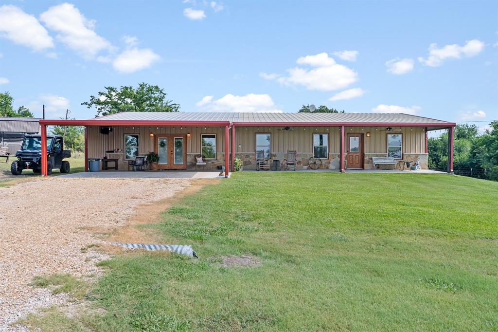 3872 Fm 85 Property Photo 2