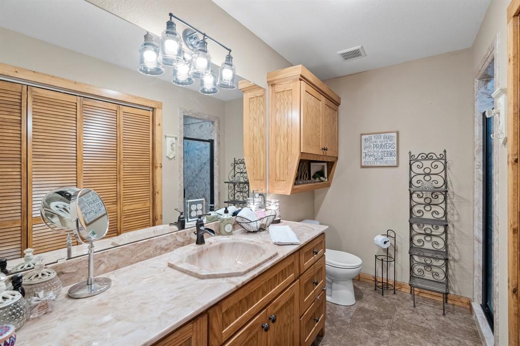 3872 Fm 85 Property Photo 23