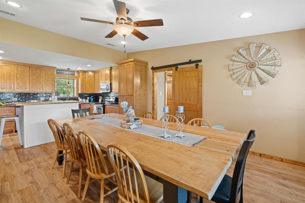 3872 Fm 85 Property Photo 34