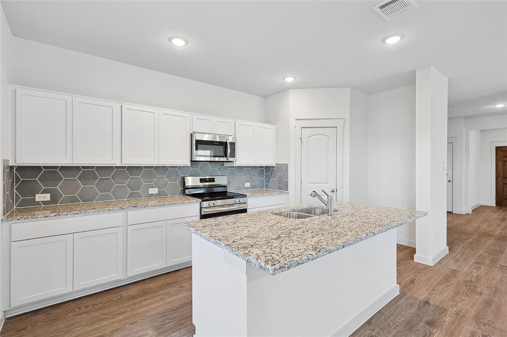 213 Mercy Street Property Photo 7