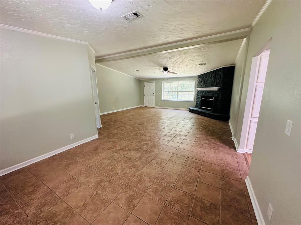 820 County Road 4700 Property Photo 11