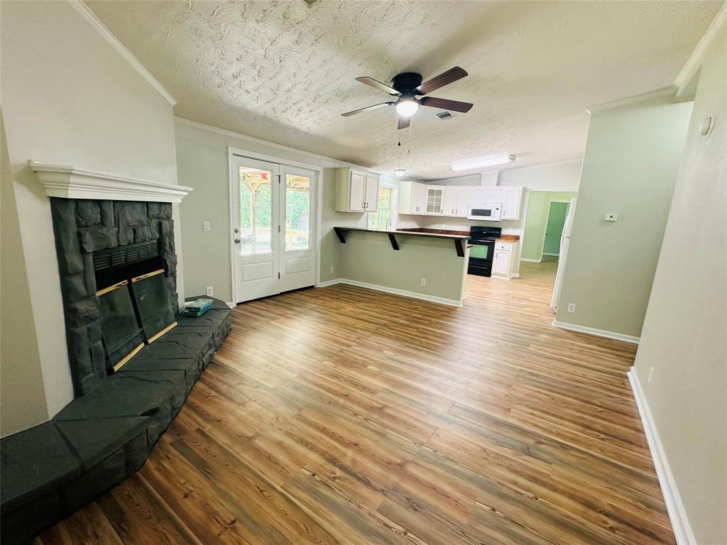 820 County Road 4700 Property Photo 14