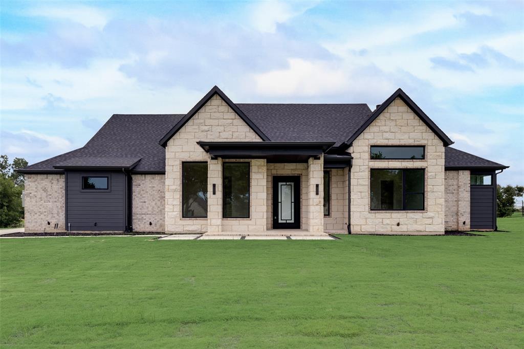 1376 Shadow Lakes Drive Property Photo
