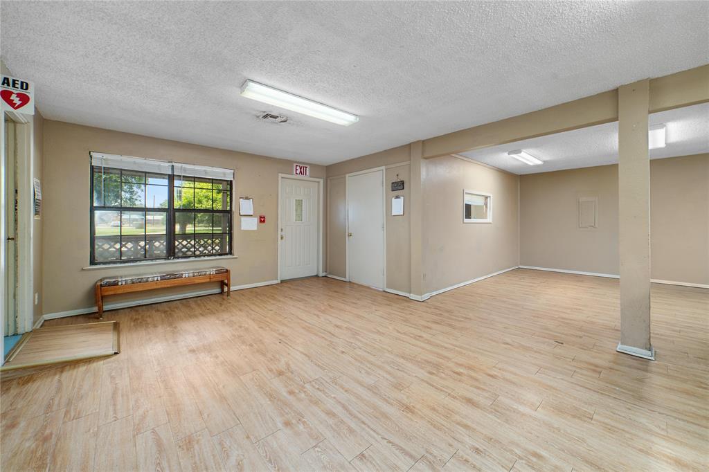 1600 Stewart Street Property Photo 12