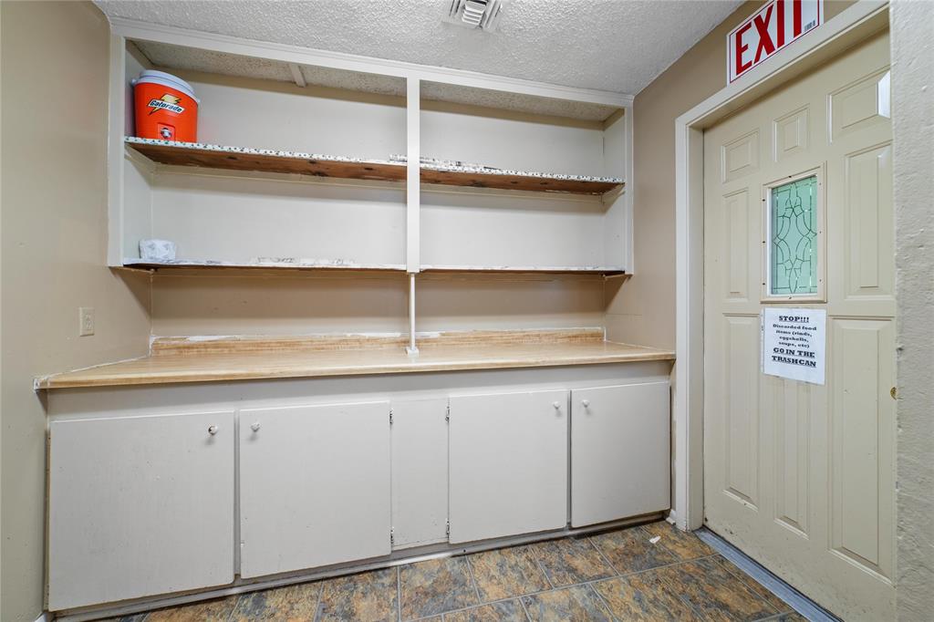 1600 Stewart Street Property Photo 18