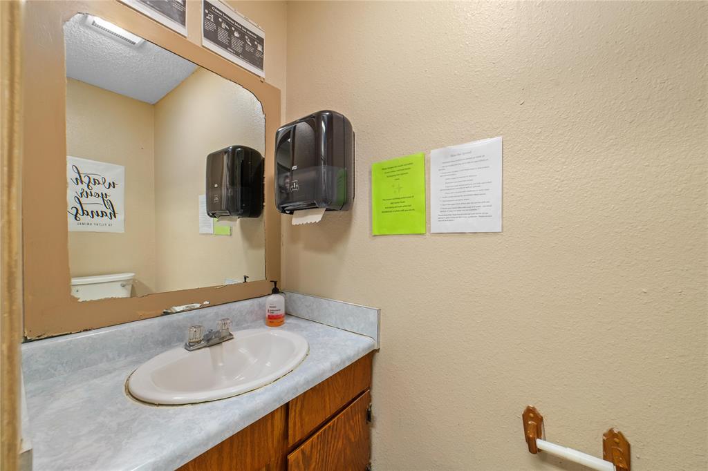 1600 Stewart Street Property Photo 32