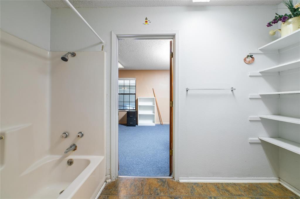 1600 Stewart Street Property Photo 35