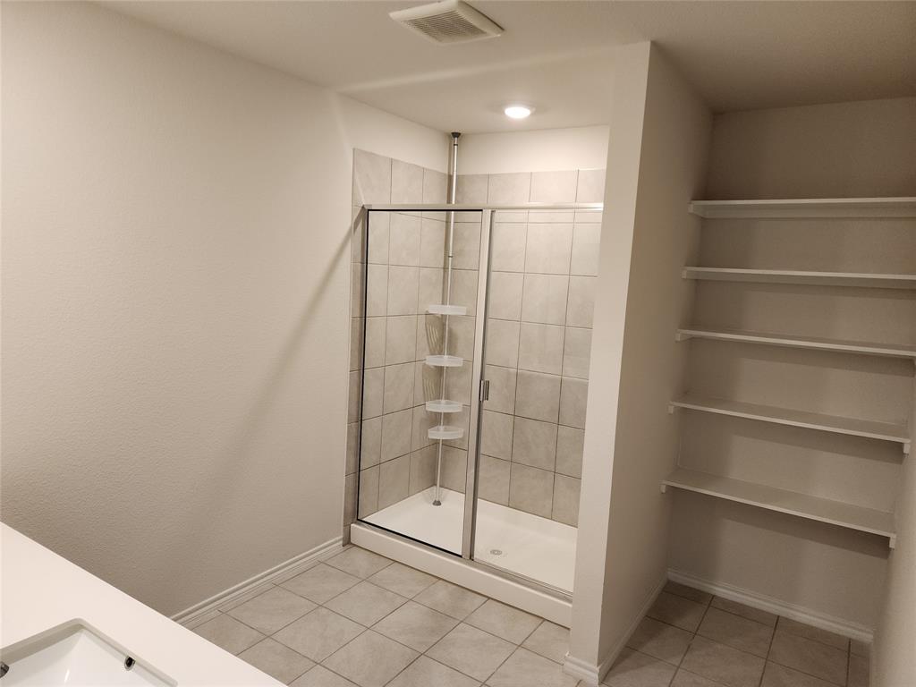 100 Stovall Lane Property Photo 17