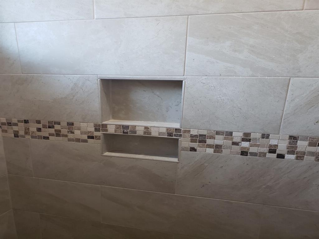 6727 N Hills Drive Property Photo 21