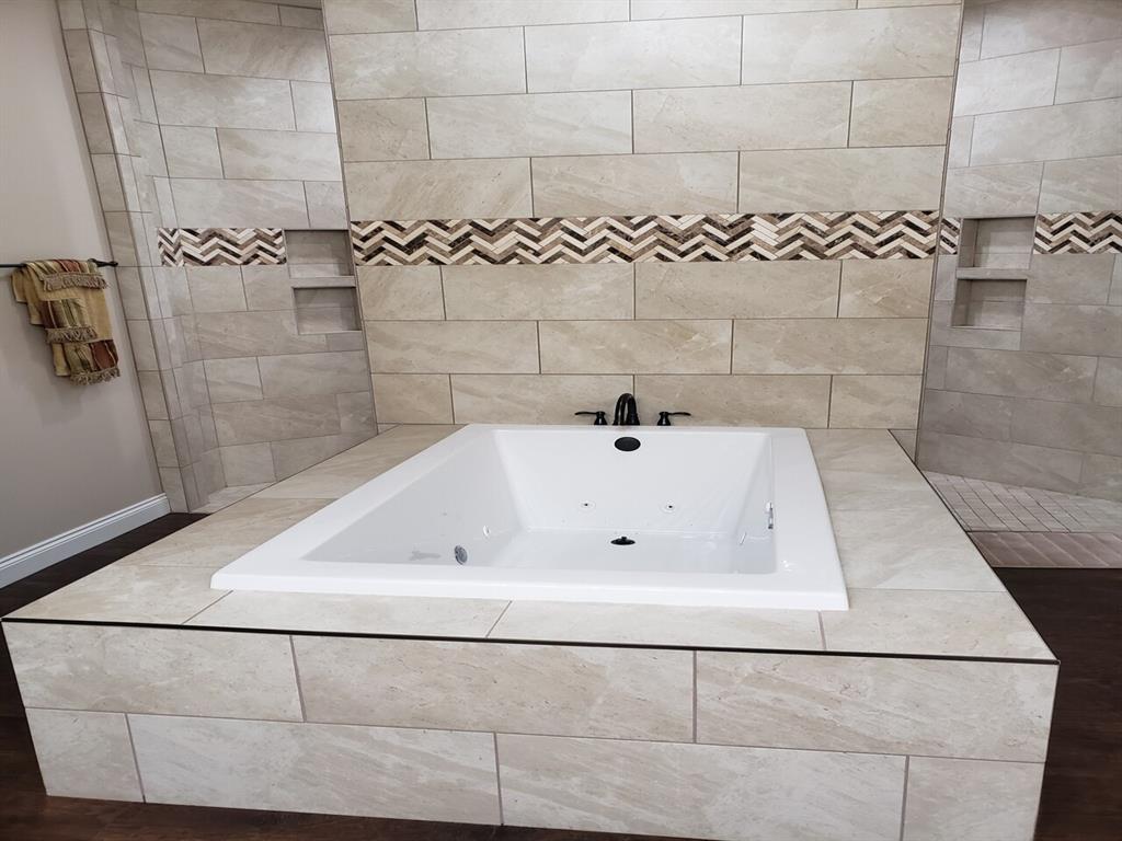 6727 N Hills Drive Property Photo 26