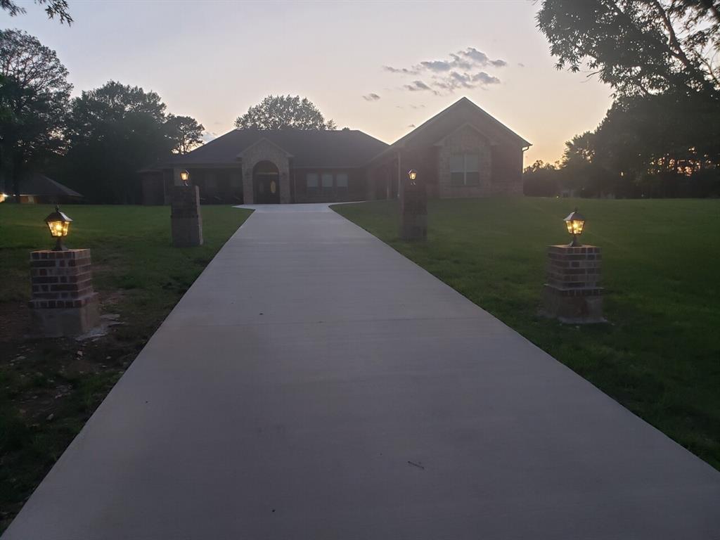 6727 N Hills Drive Property Photo 34