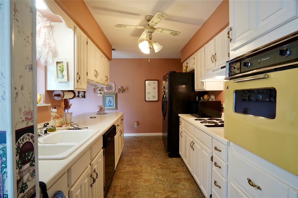 1220 N Collegiate Drive Property Photo 4