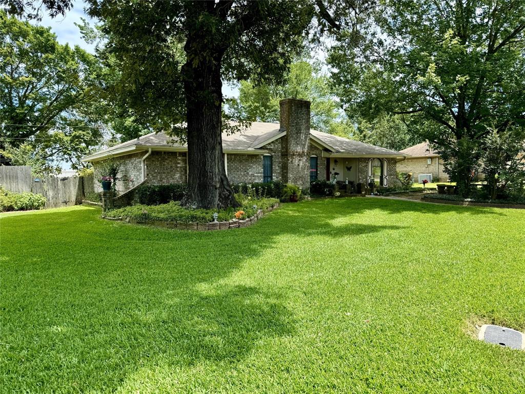 1220 N Collegiate Drive Property Photo 18