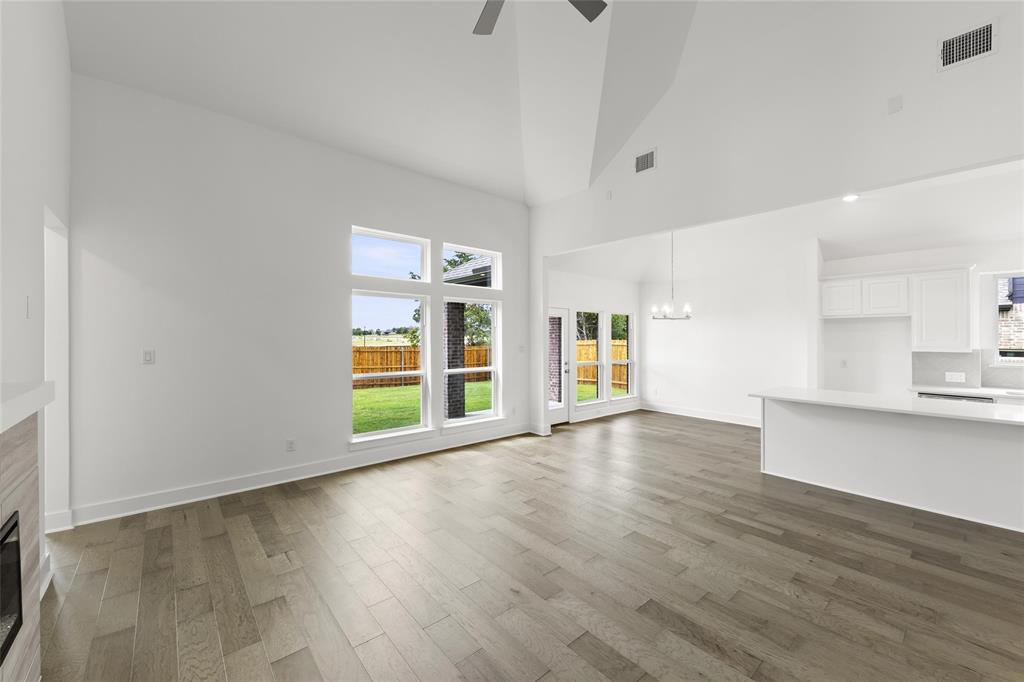 1727 Newport Drive Property Photo 13