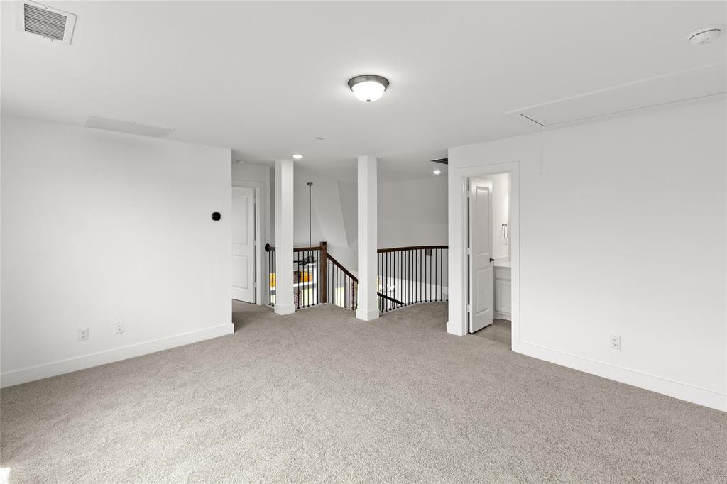 1727 Newport Drive Property Photo 25