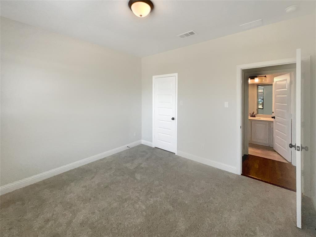 3257 Burke Drive Property Photo 7