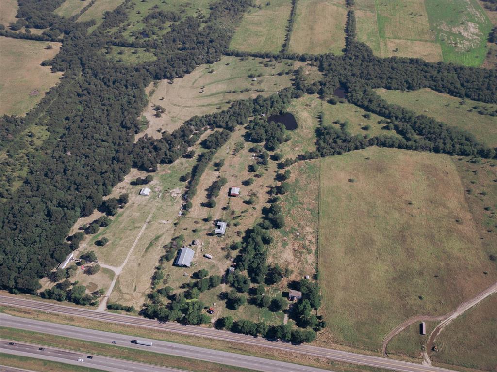 5646 E I-30 Property Photo 2