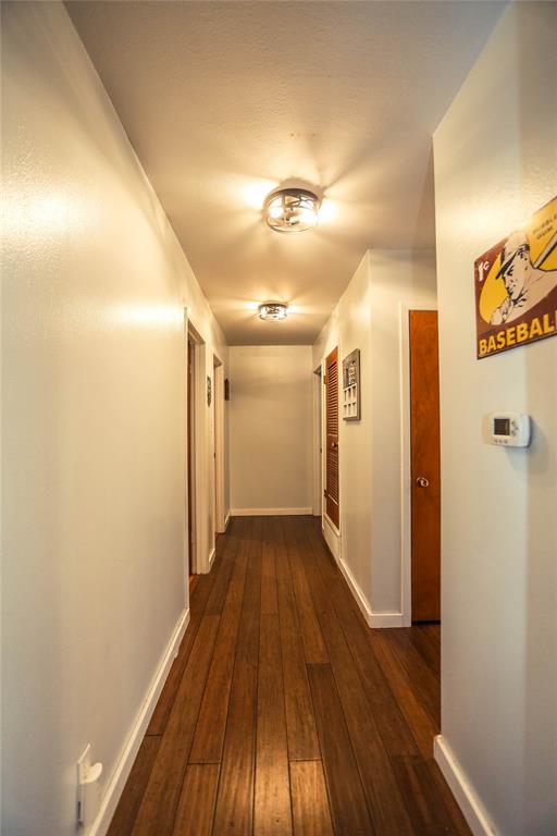 408 W Armstrong Avenue Property Photo 18