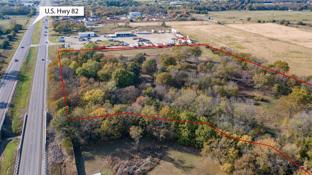 4401 E Highway 82 Highway Property Photo 1