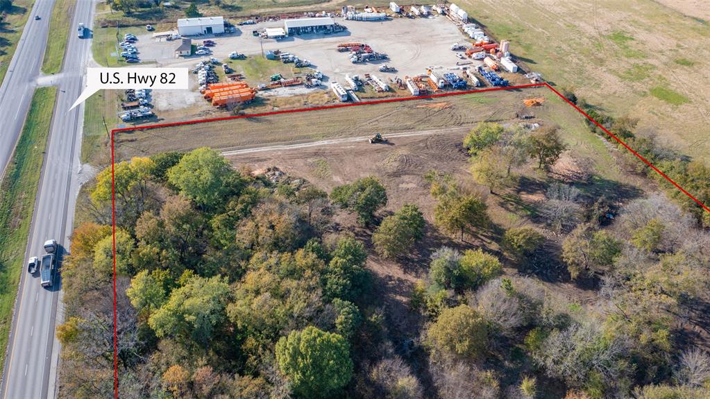 4401 E Highway 82 Highway Property Photo 3