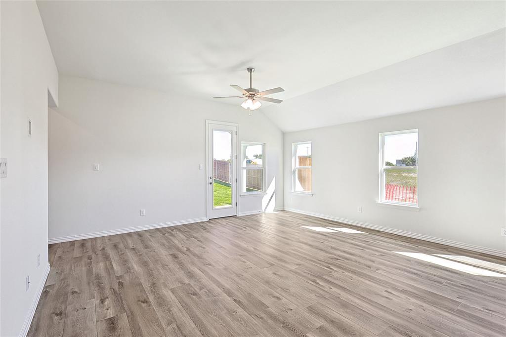 2228 Garnet Drive Property Photo 13