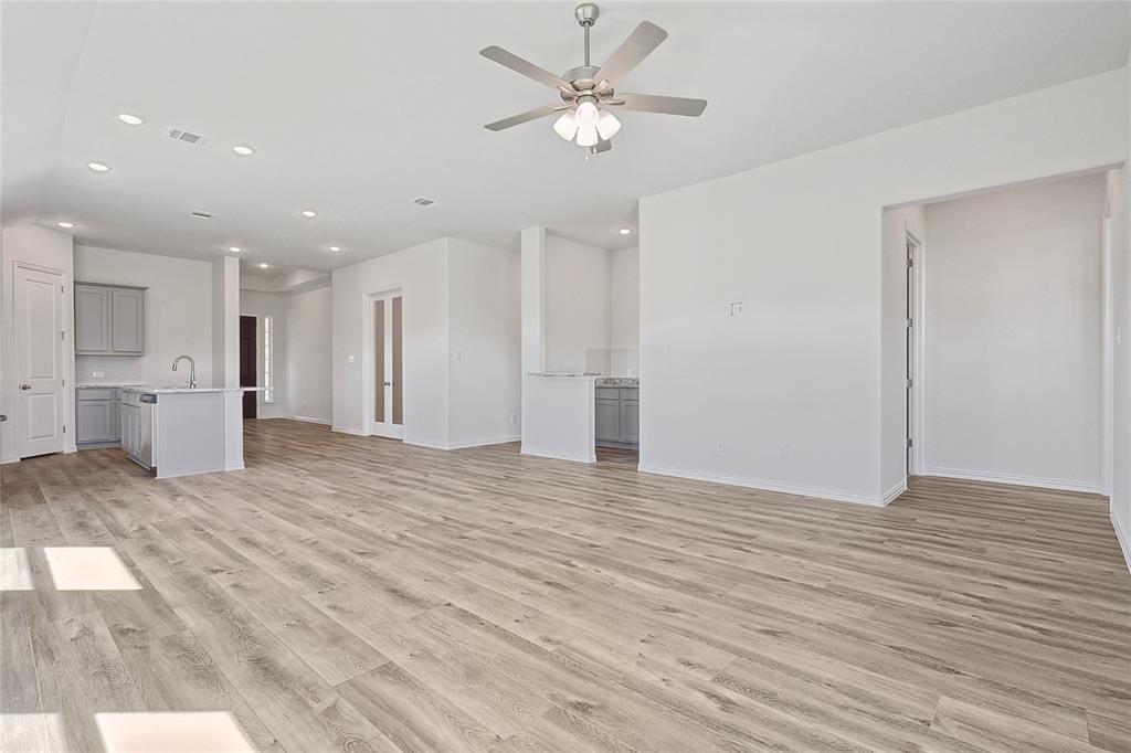 2228 Garnet Drive Property Photo 18