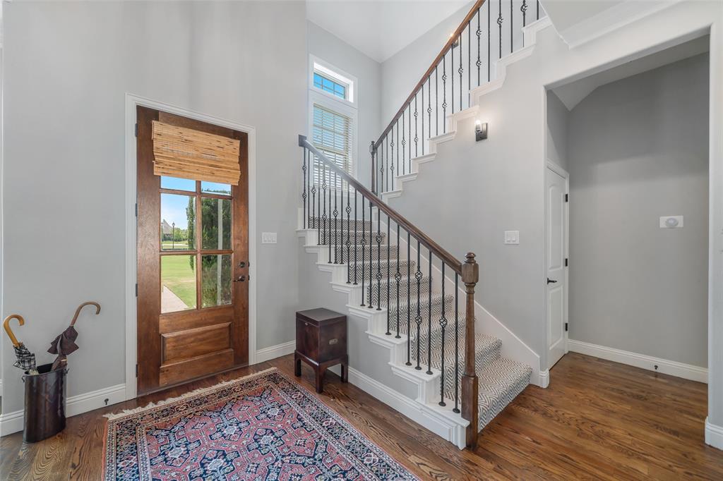 1090 Stone Trail Lane Property Photo 8