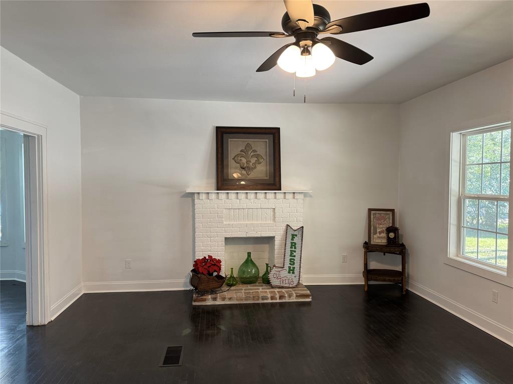 9180 Main Street Property Photo 7
